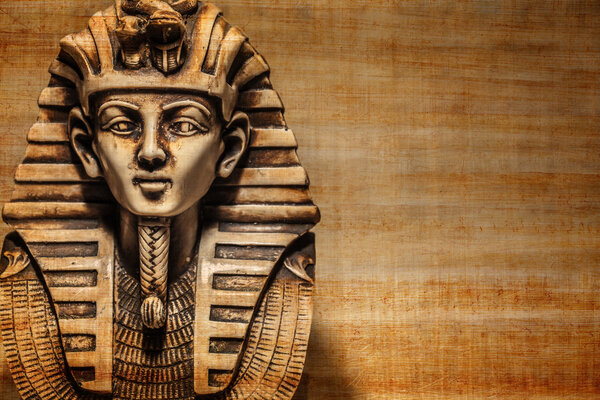 pharaoh tutankhamen figurine