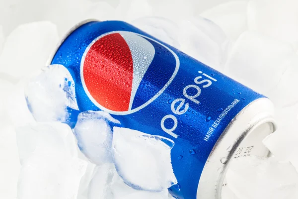 Can of Pepsi cola — Stock Photo, Image