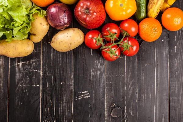 Raw organic vegetables — Stock Photo, Image