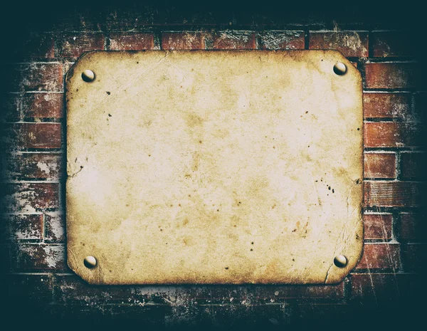 Eski kağıt üzerinde tuğla duvar — Stok fotoğraf