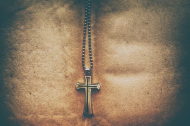 İncil Hristiyan çarmıhta