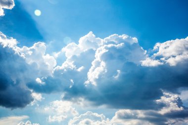 Güzel mavi gökyüzü 