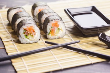 suşi rulo seti 