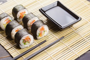 suşi rulo seti 