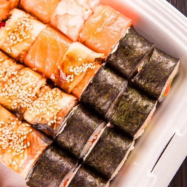 Set de rollos de sushi —  Fotos de Stock