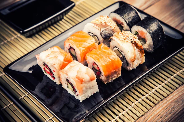 Sushi gulungan diatur — Stok Foto