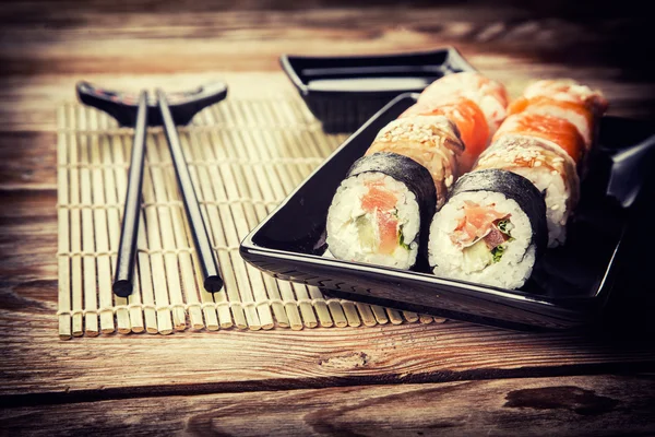 Sushi rolt set — Stockfoto