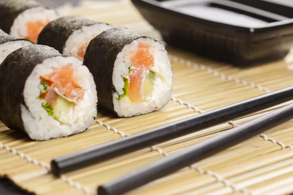 Sushi rolt set — Stockfoto