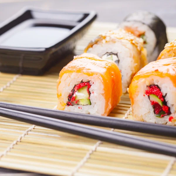 Sushi rolt set — Stockfoto