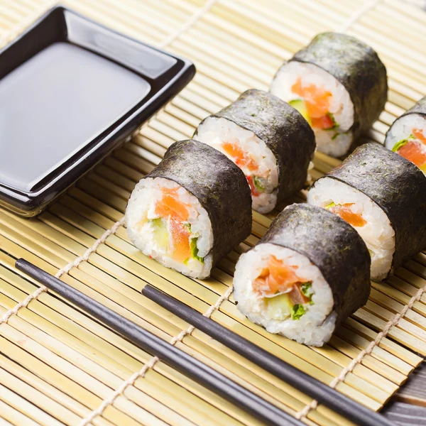 Sushi rolt set — Stockfoto