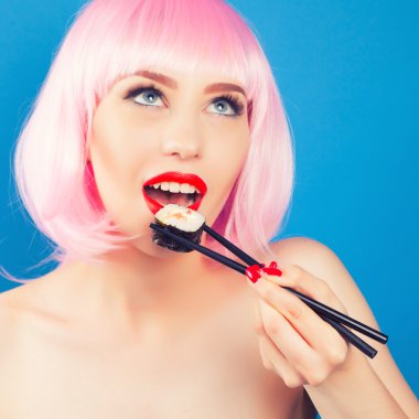 güzel kız suşi yemek 