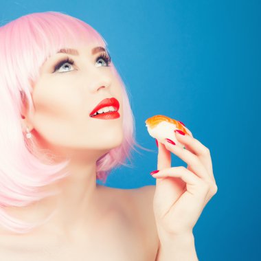 güzel kız suşi yemek 