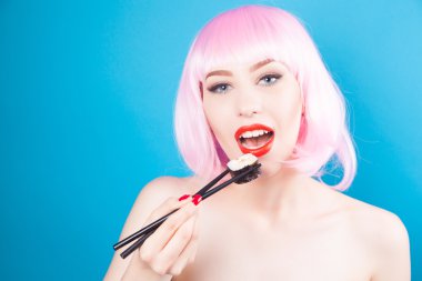 güzel kız suşi yemek 