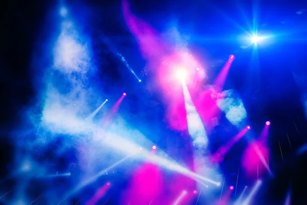 Lights on concert stage — Stock Photo, Image