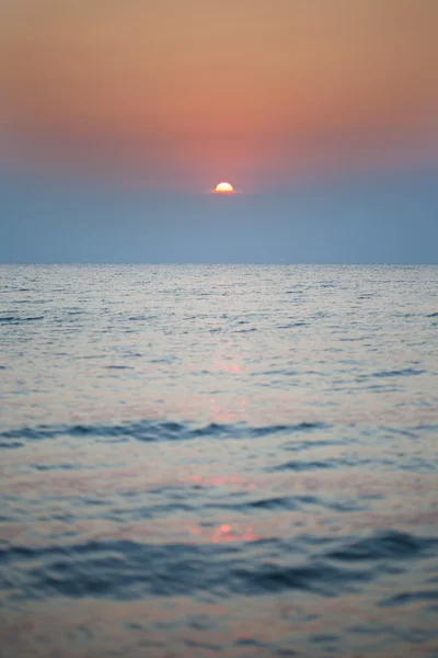 Sunrise in the sea — Stock Photo, Image