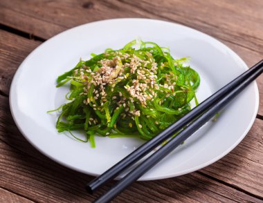 Japon chuka wakame deniz yosunu salata