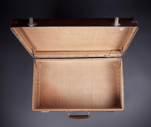 Vidée vieille valise usée — Photo