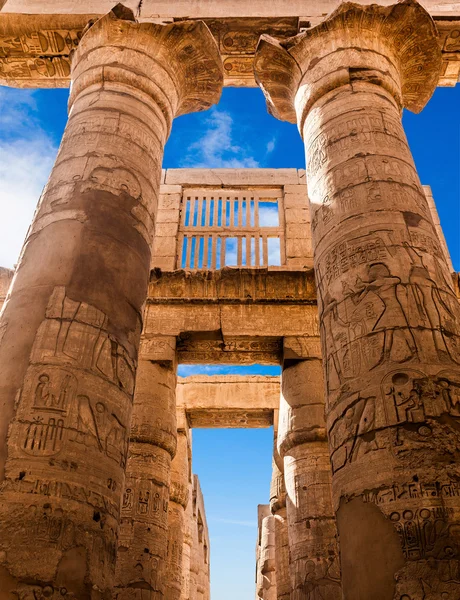 Grande sala ipostila ai templi di Karnak — Foto Stock