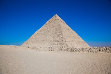 Büyük Giza Piramidi