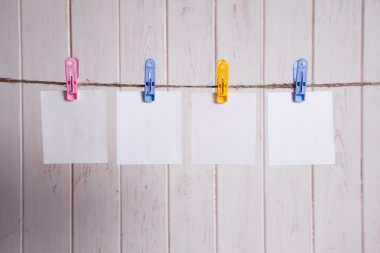 dört beyaz boş notları