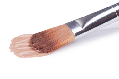 Close-Up makyaj kapatıcı fırçası