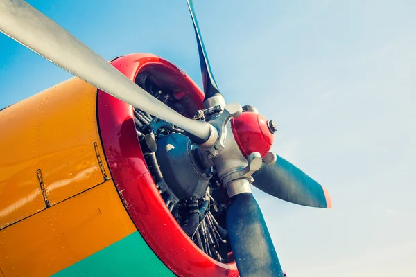 Engine of an old airplane — Stock Photo, Image