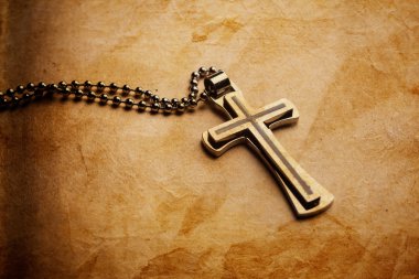 Parşömen kağıt üzerine çapraz