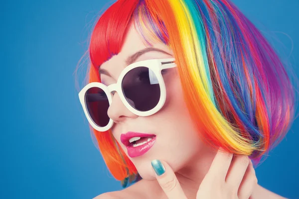 Woman wearing colorful wig — Stock Photo, Image