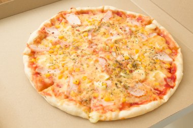İnce ve lezzetli pizza