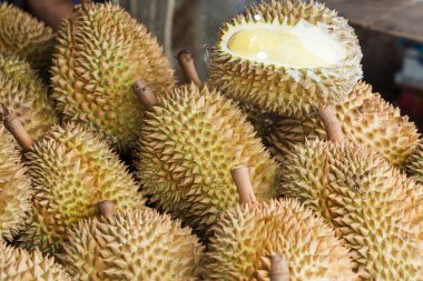 Durian içinde belgili tanımlık çarşı grubu