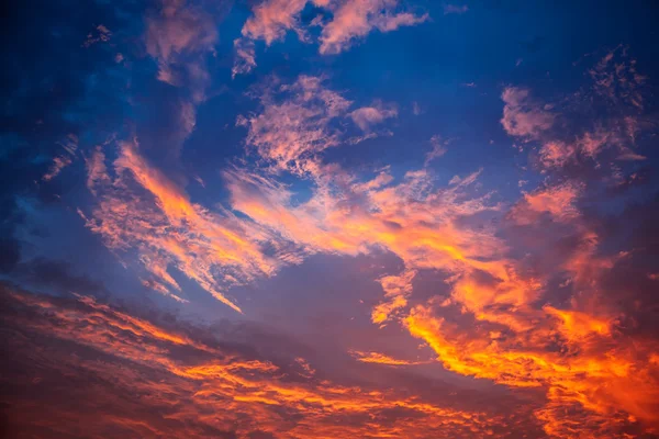 Fiery orange sunset sky — Stock Photo, Image