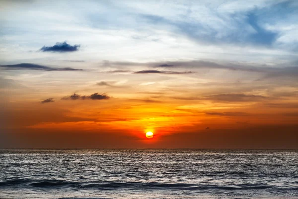 Sonnenaufgang im Meer — Stockfoto