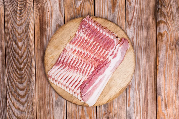 Fresh raw bacon — Stock Photo, Image