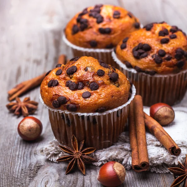 Panecillos de chocolate caseros para el desayuno — Foto de Stock