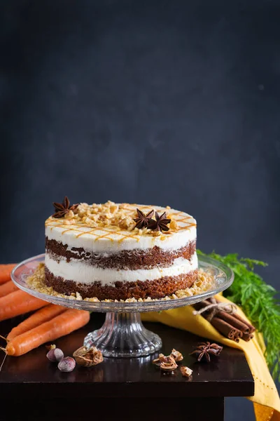 Concepto Comida Bebida Pastel Zanahoria Casero Saludable Con Nueces Nueces — Foto de Stock