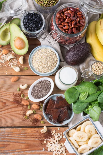 Alimentos ricos em magnésio, alimentação saudável e dieta — Fotografia de Stock