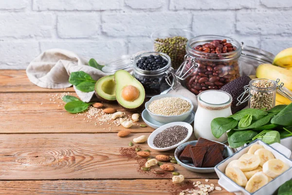 Voedsel rijk aan magnesium, gezond eten en dieet — Stockfoto