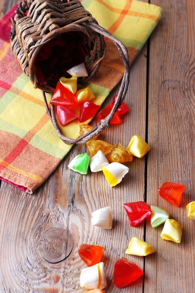 Basket with colorful sweet candies — Stock Photo, Image