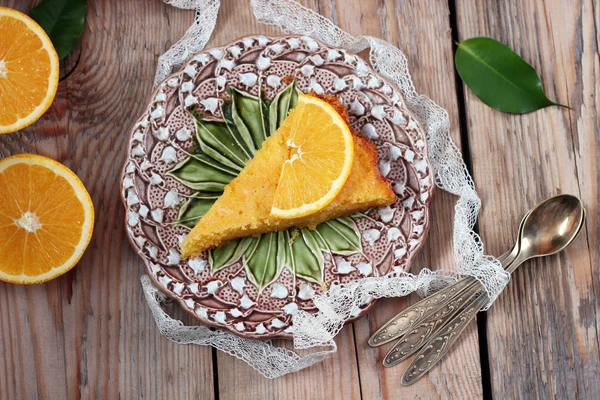 ポレンタとレモンのバターケーキ — ストック写真