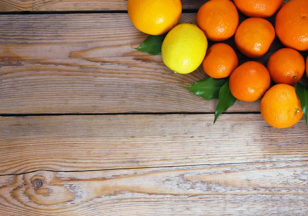 Cítricos - naranja, limón, mandarina — Foto de Stock