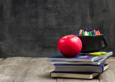 Crayons (pencils) in a mug with chalkboard