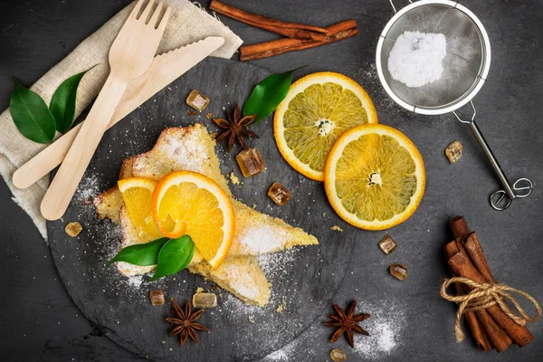ポレンタ、トウモロコシとレモンのバターケーキ — ストック写真
