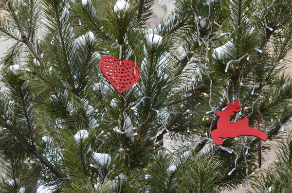Kerst Decoratie Abstracte Achtergrond Versierde Kerstboom Heldere Kerstslingers Sieraden Zachte — Stockfoto
