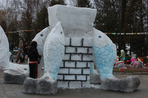 Ucraina Regione Dubno Rivne Gennaio 2019 Statue Neve Esposte Strada — Foto Stock