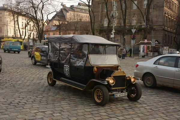 Lviv Ukraine Janvier 2021 Voiture Électrique Rétro Touristique Voiture Électrique — Photo