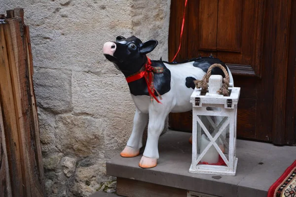 Figurines Décoratives Taureau Une Vache Figurine Verre Taureau Aux Cornes — Photo