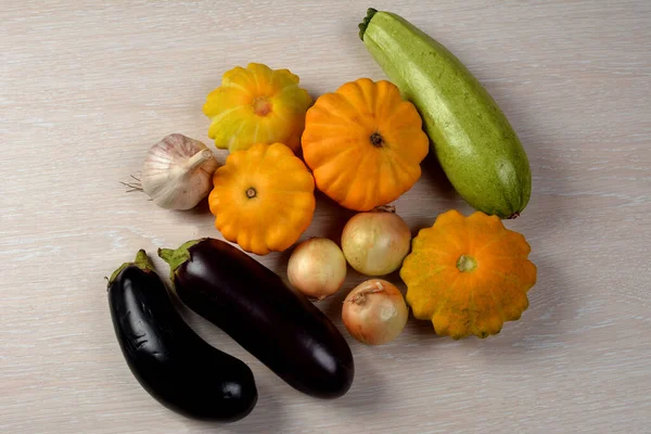 Verduras Diferentes Sobre Fondo Blanco Conjunto Productos Vitamínicos Verano — Foto de Stock