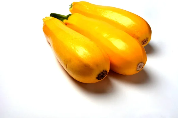 Yellow Zucchini Geïsoleerd Wit Rauwe Courgette Groenten Biologische Mergpompoen Voor — Stockfoto