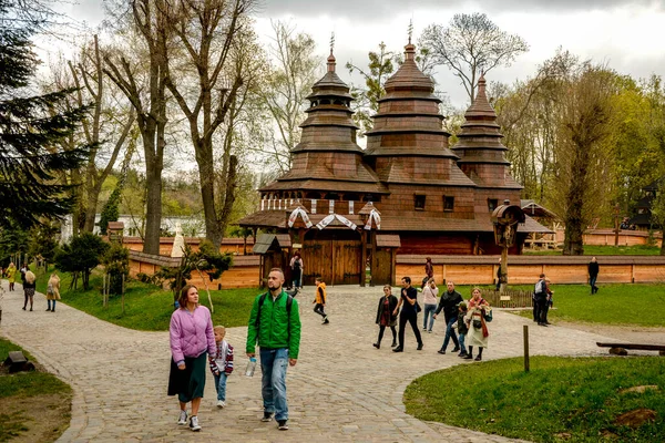 Lviv Ukraina Maj 2021 Påskfirande Museikyrkan Museet För Folkarkitektur Och — Stockfoto