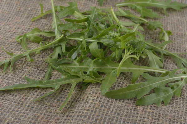 Frischer Grüner Rucola Einer Schüssel Auf Dem Tisch Arugula Rucola — Stockfoto